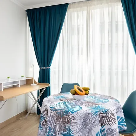 Apartment Home2book Bright Drago Terrace Near *