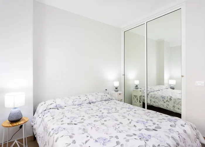 Home2book Stylish Drago